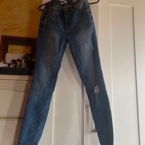 Kensie destructed jeans